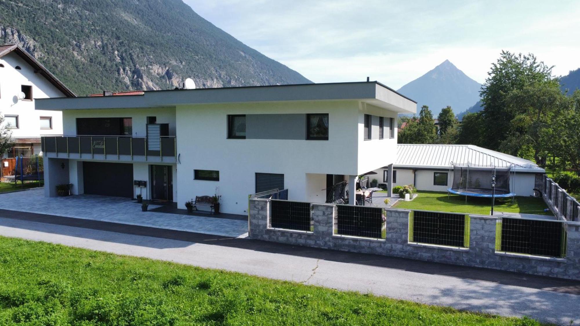 Apart Emilia Schonwies Exterior photo